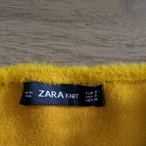 Zara Knit Golden Solid Yellow Knee Length Skirt SM - Picture 3 of 3